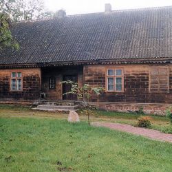 Zabytkowa chata w Osieku