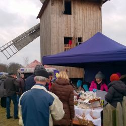 2016-03-20 jarmark pod wiatrakiem (1)