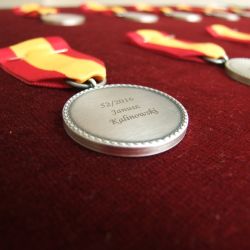 2016-05-24 XVIII Uroczysta Sesja Rady Powiatu_medale