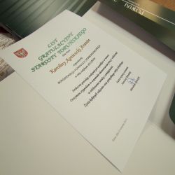 List gratulacyjny Starosty Toruńskiego dla stypendysty Powiatowego Funduszu Stypendialnego