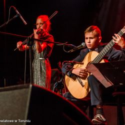 Powiatowy Koncert z okazji Dnia Życzliwości - Jan Kalinowski i Natalia Kalinowska