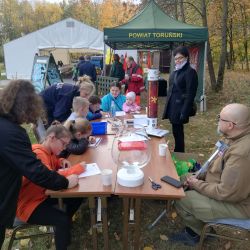 Rozbłyśnij odblaskiem na drodze (1)