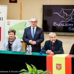 2019-04-30 Podpisanie umów z wykonawcami na budowę dróg rowerowych (2)