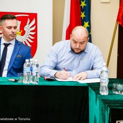 2019-04-30 Podpisanie umów z wykonawcami na budowę dróg rowerowych (8)