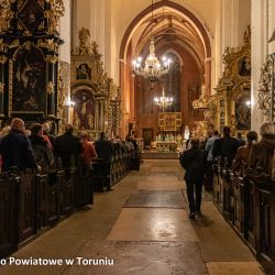 2019-10-20 35.rocznica śmierci ks.Popiełuszki - msza w Katedrze śś. Janów (14)