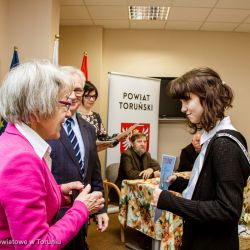XI Gala Powiatowego Konkursu Plastycznego Mieszkam w...