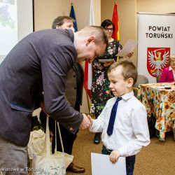 XI Gala Powiatowego Konkursu Plastycznego Mieszkam w...
