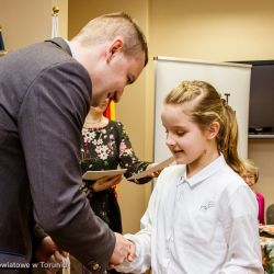 XI Gala Powiatowego Konkursu Plastycznego Mieszkam w...