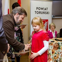 XI Gala Powiatowego Konkursu Plastycznego Mieszkam w...