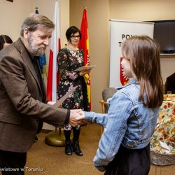 XI Gala Powiatowego Konkursu Plastycznego Mieszkam w...