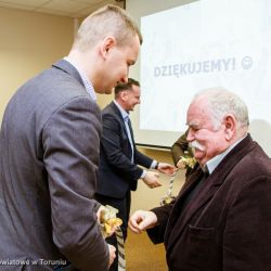 XI Gala Powiatowego Konkursu Plastycznego Mieszkam w...
