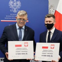 Wręczenie promes z Funduszu Inwestycji Lokalnych (1)