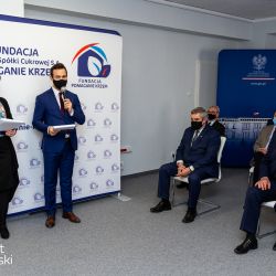 Krzepkie babki nagrodzone (1)