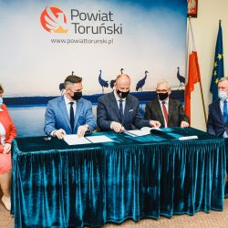 2021-05-14 Podpisanie umowy na rozbudowę drogi - gmina Obrowo (1)