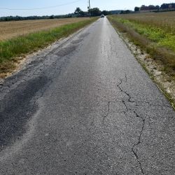 2021-07-30 droga Mirakowo - Mała Grzywna przed remontem (4)