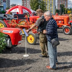 www Wystawa maszyn rolniczych retro i współczesnych (3)