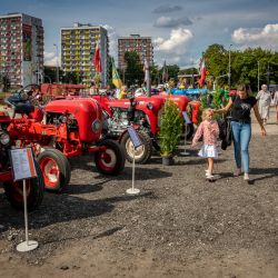 www Wystawa maszyn rolniczych retro i współczesnych (12)