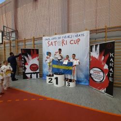 Zawodnicy AKT Budo z Obrowa z medalami (4)