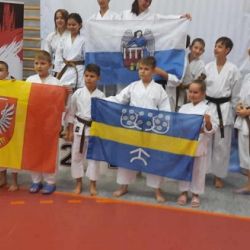 Zawodnicy AKT Budo z Obrowa z medalami (8)