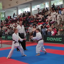 Zawodnicy AKT Budo z Obrowa z medalami (18)