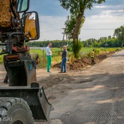 2022-07-22 wizytacja remontu na drodze Jedwabno-Młyniec I (30)