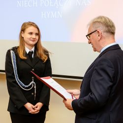 2022-11-10-premiera-filmu-niech-polaczy-nas-hymn (58)