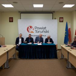 2024-02-02 Podpisanie umowy na drogi 5