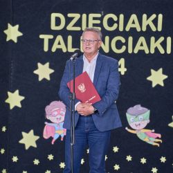 Przewodniczący Radu Powiatu Toruńskiego przemawia