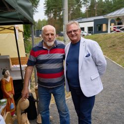 Rękodzieło Andrzej Bajkowski wraz z Przewodniczącym PT Andrzejem Siemianowskim