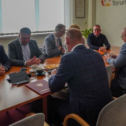 2025-05-23 Podpisanie umowy na drogę rowerową Lubicz Brzeźno (1)