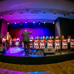 2025-11-14 Powiatowa i Misjka Orkiestra Dęta_Krawczyk_fot. A. Niwińska (58)