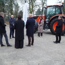 2025-11-20 Uroczyste przekazanie ciągnika w Aleksandrowie Kujawskim (6)