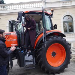 2025-11-20 Uroczyste przekazanie ciągnika w Aleksandrowie Kujawskim (11)