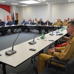 2026-05-19 Posiedzenie Toruńskiego Zespołu Zarządzania Kryzysowego w Starostwie Powiatowym (45)