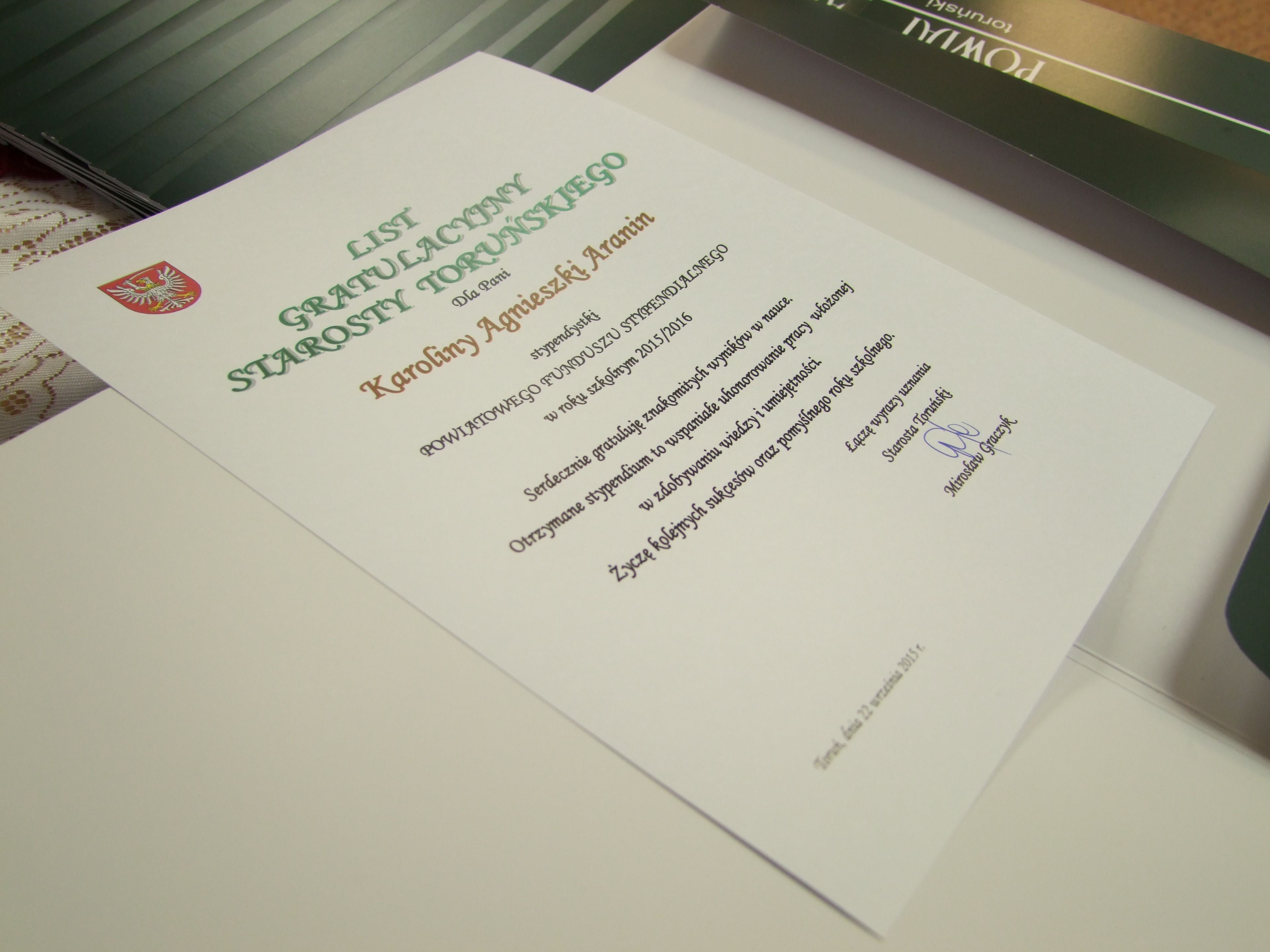 Nabór wniosków o przyznanie stypendiów z Powiatowego Funduszu Stypendialnego na rok szkolny 2017/2018 rozpoczęty