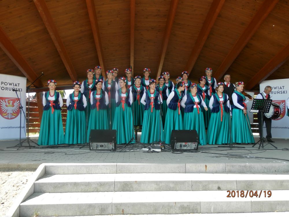 X Majowe Spotkania Twórców Ludowych na filmie
