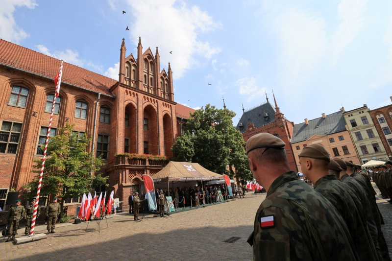 Toruńskie obchody Święta Wojska Polskiego