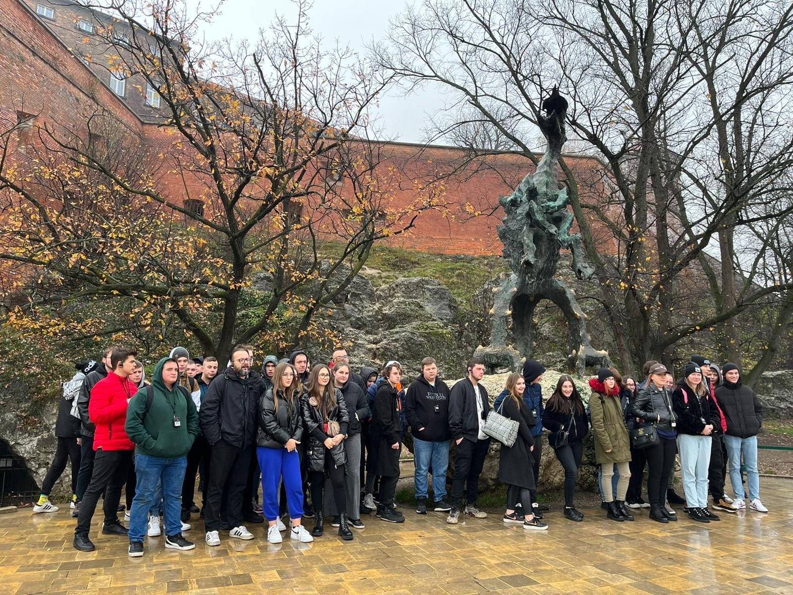 Wycieczki edukacyjne w ramach przedsięwzięcia pn. „Poznaj Polskę”