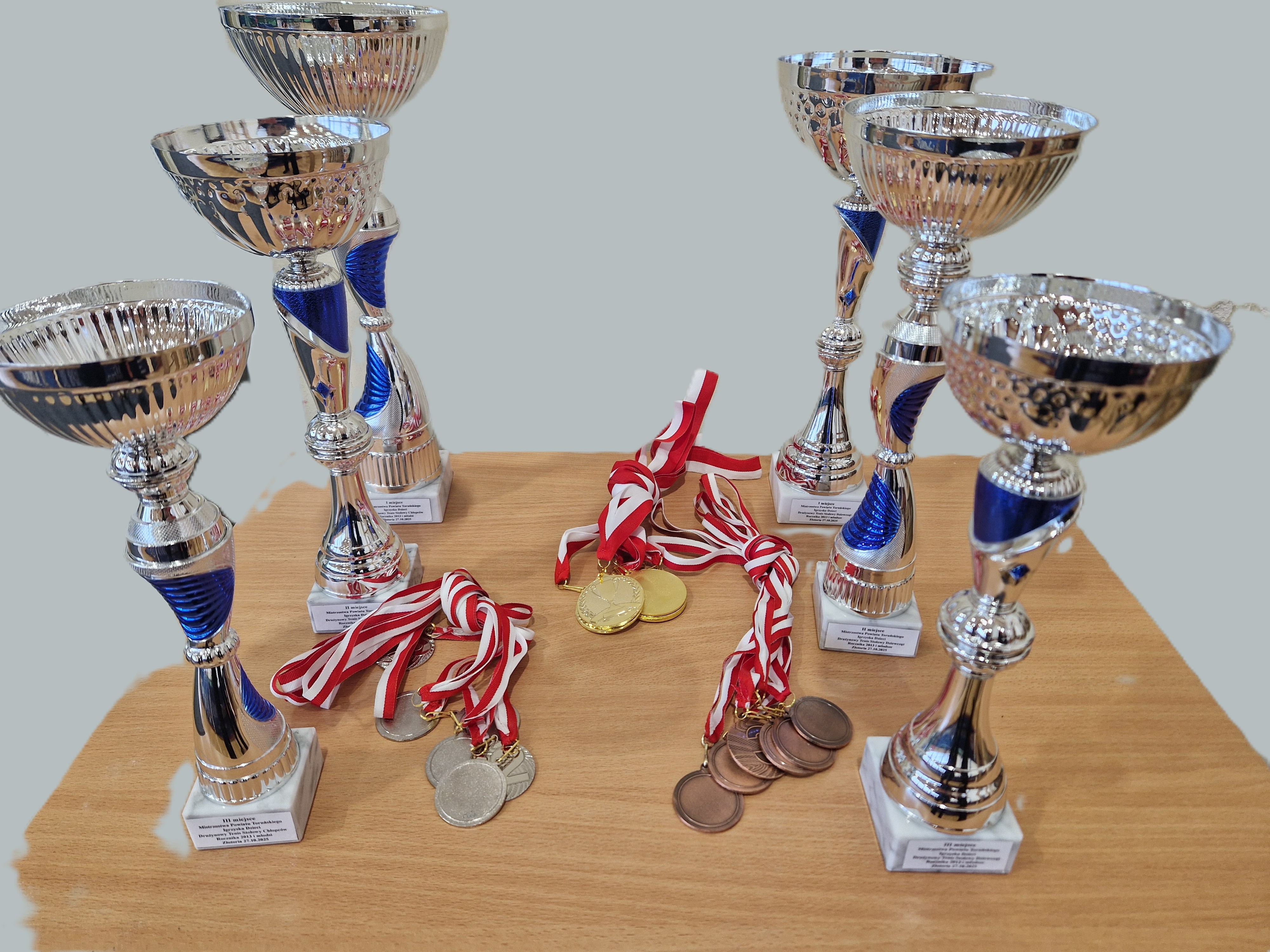 Mistrzostwa Powiatu w Drużynowym Tenisie Stołowym!