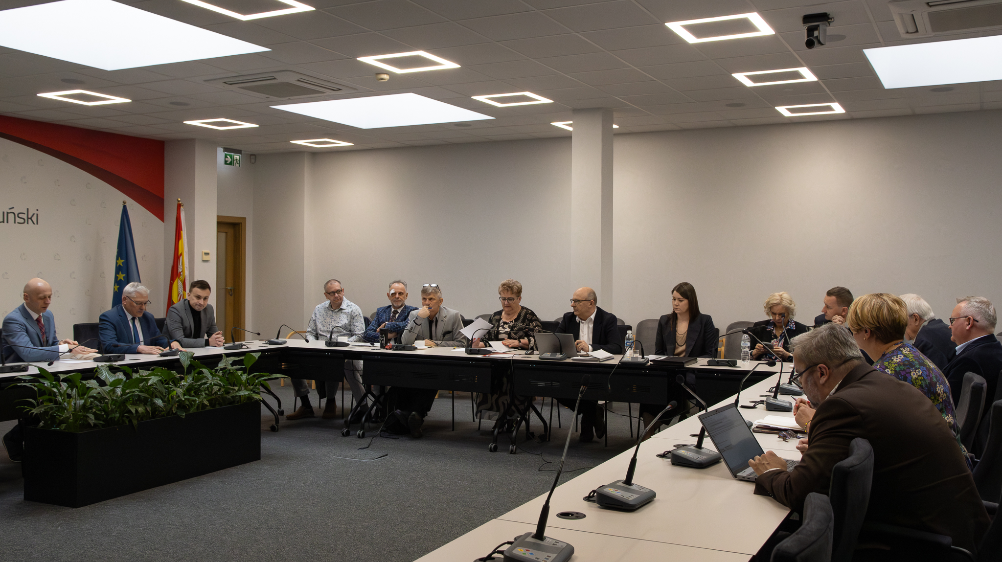 Przyszłość i rozwój szpitala tematem spotkania władz powiatu, udziałowców i dyrekcji placówki